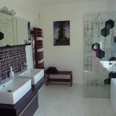 Villa Superbe Maison Vue Mer A 180° Et Piscine Chauffee Dominant La Baie De San Ciprianu